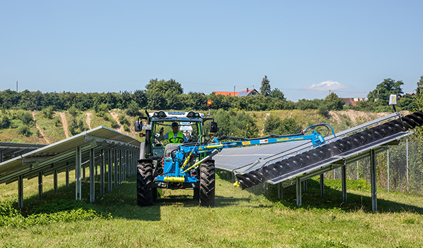 Limpeza de placas de energia solar